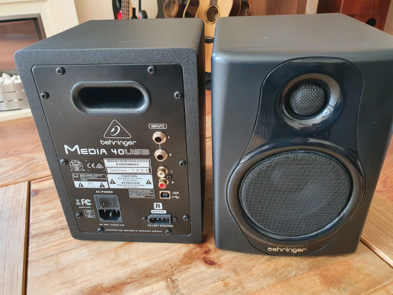 powered speakers gumtree